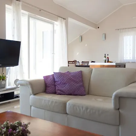 Apartamento Candidus A9 *
